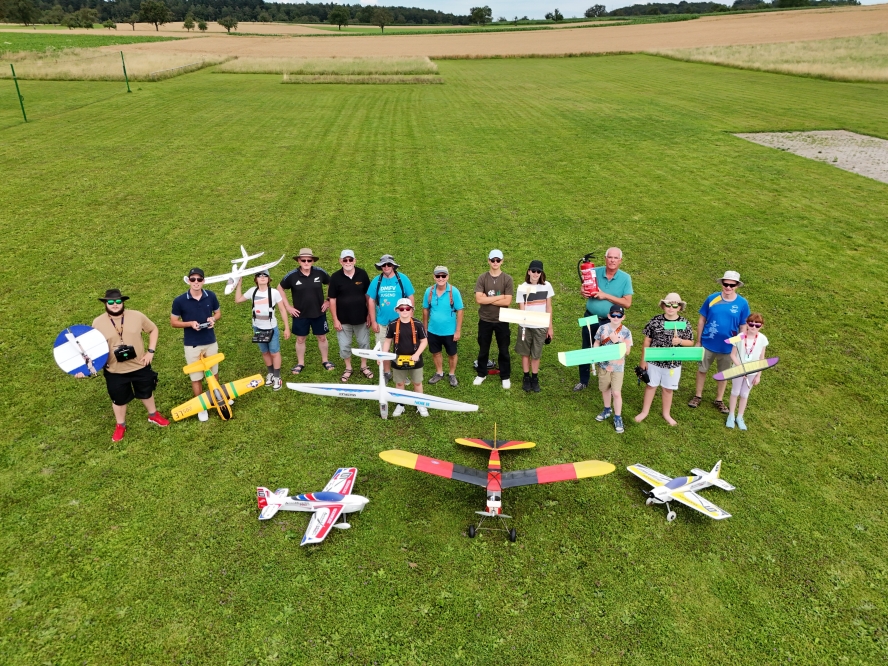 Teilnehmer und Helfer beim Jugendtag 2024. Vielen Dank an alle für den Einsatz.